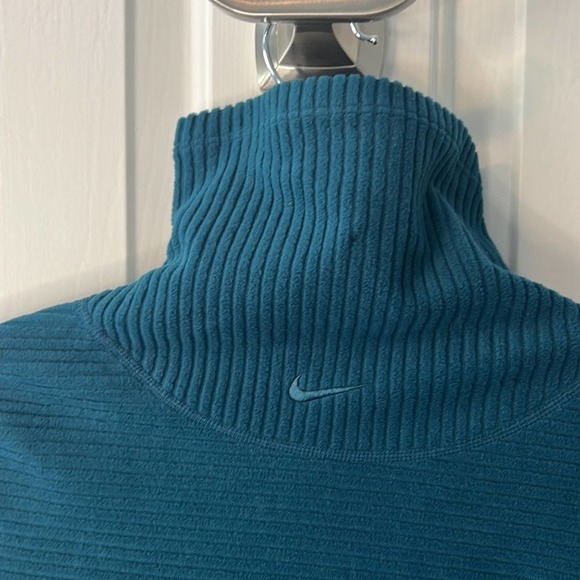 NWT Nike Pro Hyperwarm Velour Turtleneck Size - Medium - Picture 10 of 11